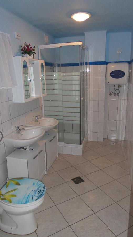 Tiszavirag Apartmanhaz Szeged Extérieur photo