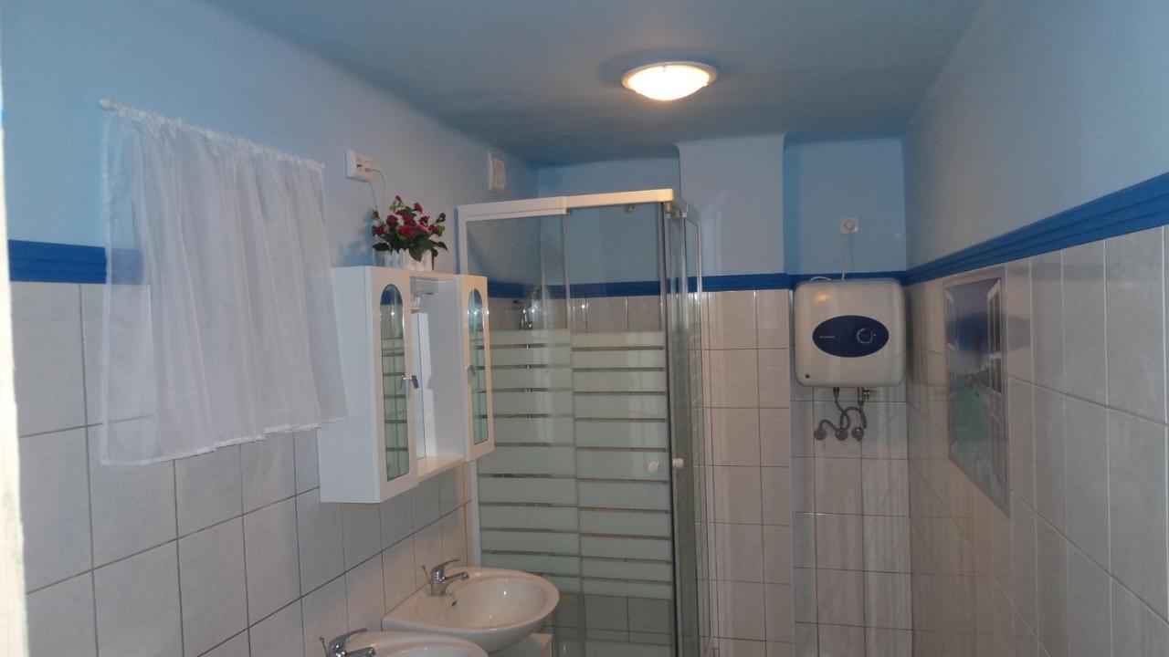 Tiszavirag Apartmanhaz Szeged Extérieur photo