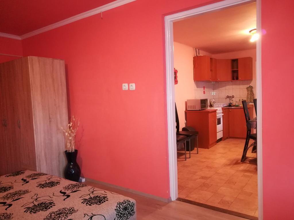 Tiszavirag Apartmanhaz Szeged Extérieur photo