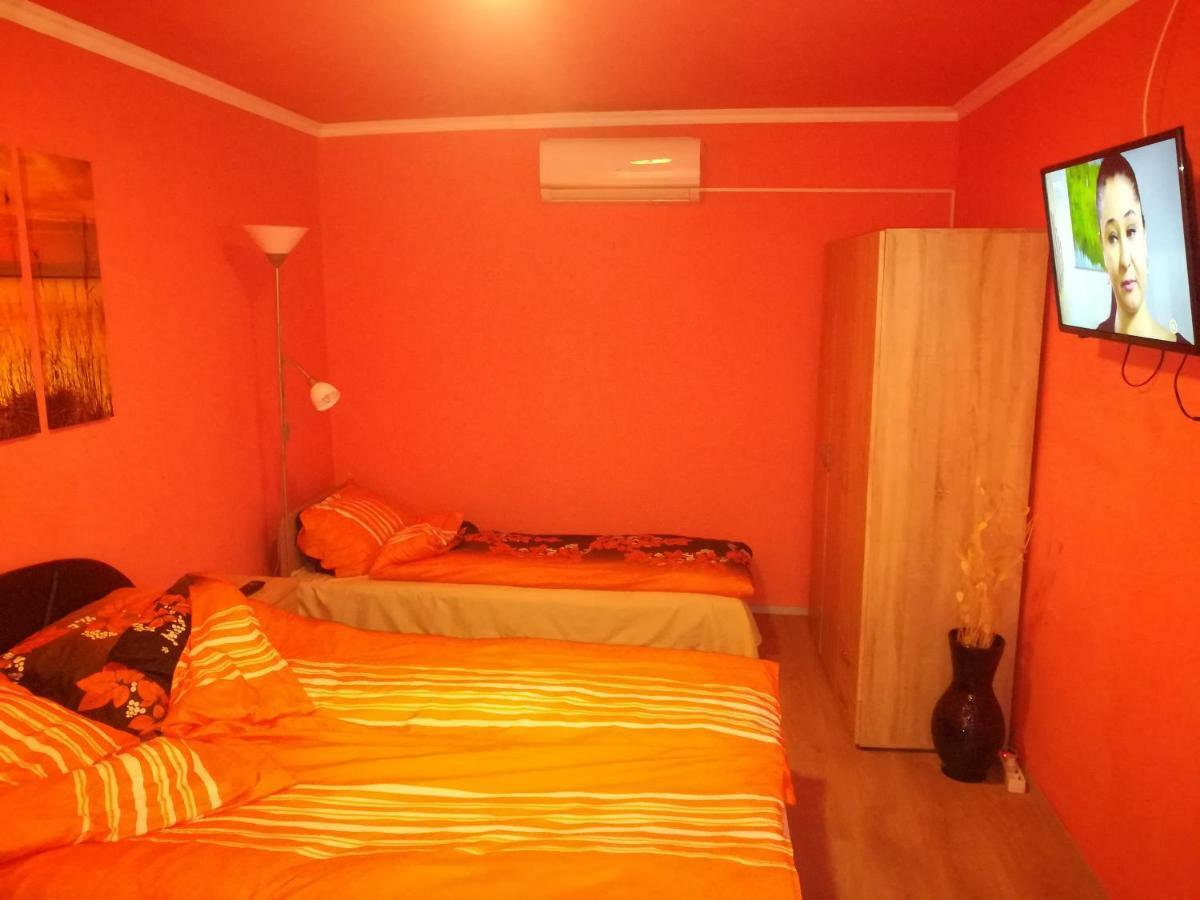 Tiszavirag Apartmanhaz Szeged Extérieur photo